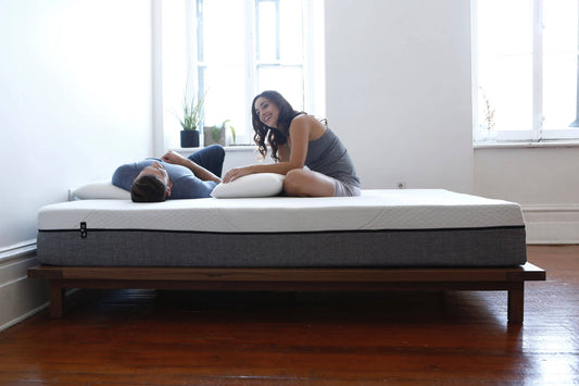 5 Red Flags That It’s Time To Buy a New Mattress, Pronto