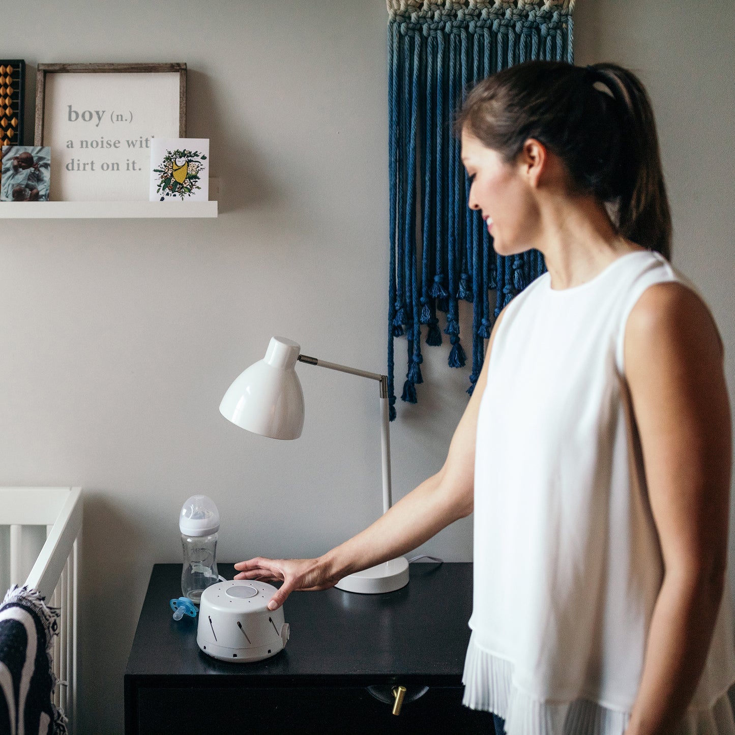 Dohm Classic White Sound Machine and Travel Case | Yogasleep