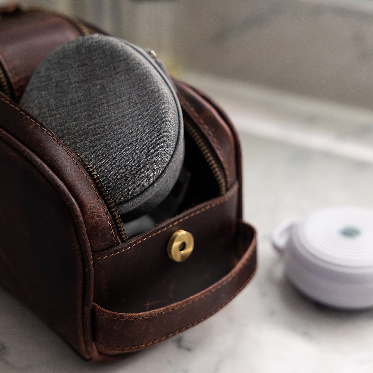 Rohm White Noise Machine + Travel Case Bundle